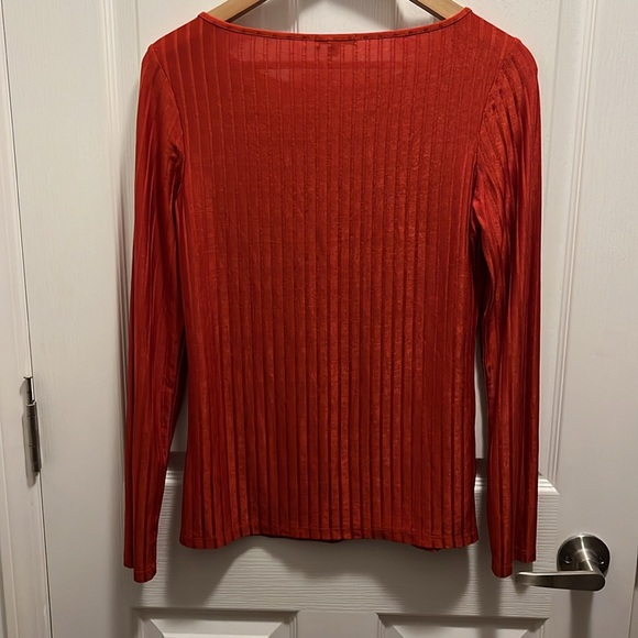 Burnt orange long sleeve ribbed crew neck top by Massimo Dutti. Size Small - Picture 2 of 3